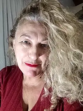 Luccia56 online show from March 4, 2:17 am