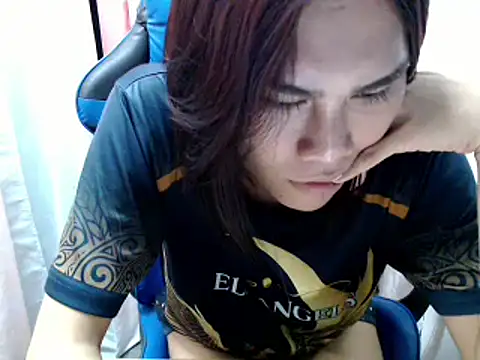Snapshot of sexy_deeya09 chatting on July 5, 12:01 pm sexy deeya09 online show from July 5, 12:01 pm