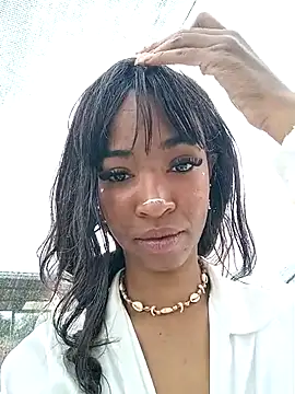 TinnaPeyton online show from April 17, 5:27 pm