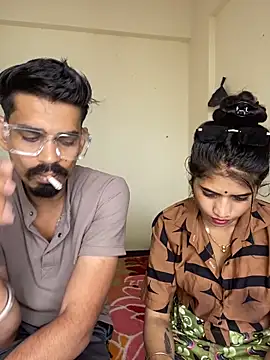 LOVELUST02 online show from April 7, 10:59 am