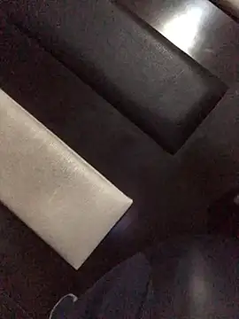 Elsolo2 online show from April 16, 11:00 am