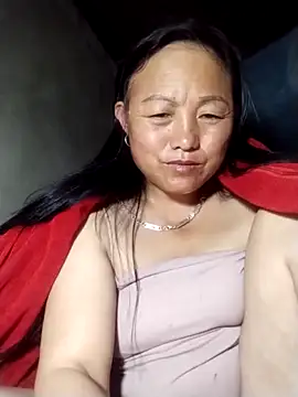 Snapshot of Lucie_Fuzk chatting on March 21, 11:08 pm Lucie Fuzk online show from March 21, 11:08 pm