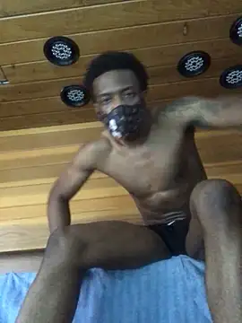 EricSwainn901 online show from March 2, 3:30 pm