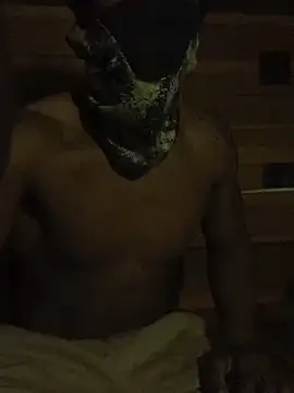 EricSwainn901 online show from April 12, 3:00 am