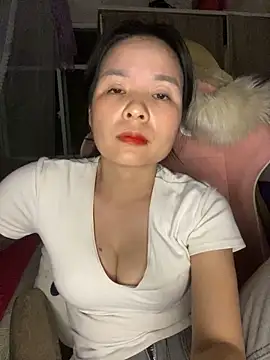 Ivy Trix2 online show from March 13, 3:40 pm