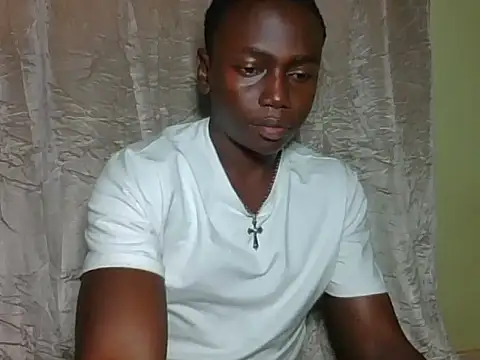 darkerberryguy online show from May 15, 9:05 am