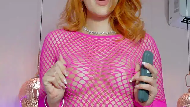 Snapshot of AnnieAddam chatting on April 22, 1:52 am AnnieAddam online show from April 22, 1:52 am