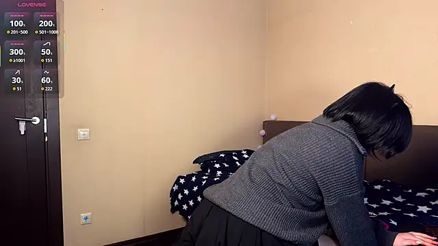 Snapshot of MidnightSophia chatting on February 26, 8:52 pm MidnightSophia online show from February 26, 8:52 pm