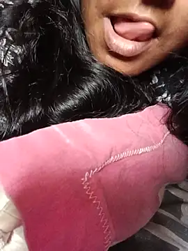 sexyladdupilla online show from June 3, 8:39 am