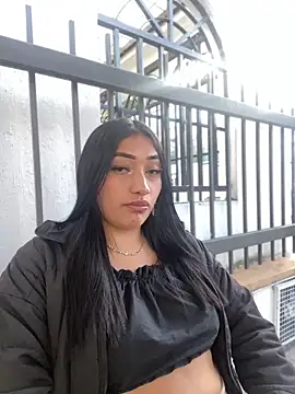 GeorgiaPink  online show from April 1, 10:29 pm