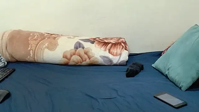 Freakycandy02 online show from April 13, 8:03 pm