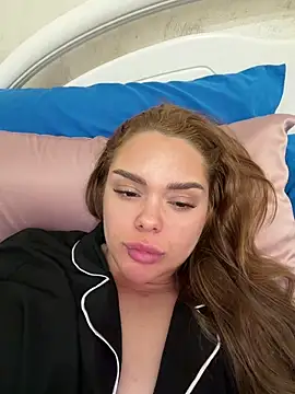 Kitty2490 online show from March 20, 1:49 pm