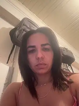 Snapshot of Mkdana chatting on April 16, 12:22 am Mkdana online show from April 16, 12:22 am