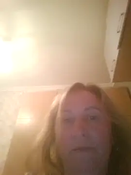Snapshot of ChristinaYork chatting on June 18, 9:19 pm ChristinaYork online show from June 18, 9:19 pm