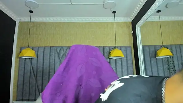 DanteLuxx online show from May 24, 4:50 am