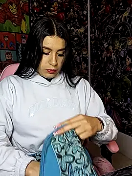 charlottte wh online show from March 20, 9:25 am