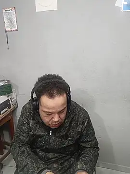 UrsoBissexualPauGrosso online show from May 23, 2:50 am