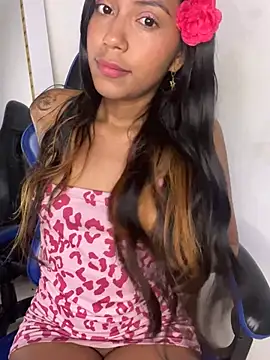 Snapshot of Maddie_7 chatting on March 19, 2:48 am Maddie 7 online show from March 19, 2:48 am