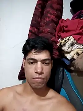 lucastorquato1709 online show from February 26, 6:23 am