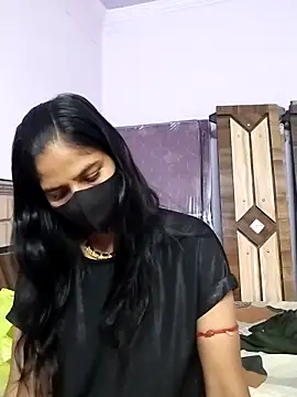 Snapshot of chandan19812 chatting on May 17, 12:52 am chandan19812 online show from May 17, 12:52 am