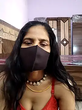 Snapshot of chandan19812 chatting on May 18, 7:25 am chandan19812 online show from May 18, 7:25 am