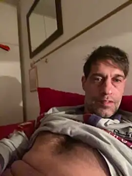 Alessandro7979 online show from April 1, 3:18 am