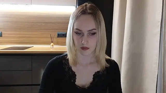 Bella Villen online show from April 4, 4:59 pm