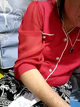 phay79 online show from April 12, 2:44 pm