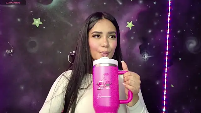 ValentinaRojass  online show from May 8, 5:07 pm