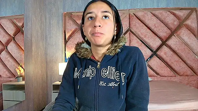 LilyRossi  online show from April 27, 12:14 pm
