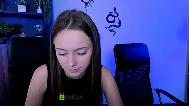 chloe ley online show from July 8, 9:03 am