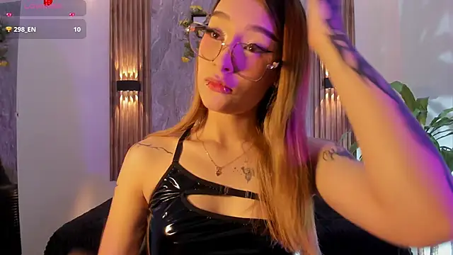 Melodylanee online show from April 8, 11:10 am