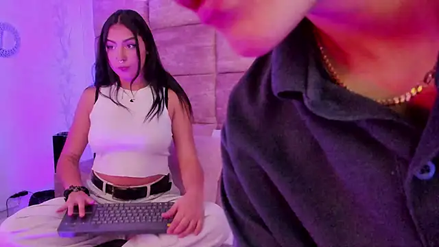 CaliferAndAurora online show from March 24, 3:44 am