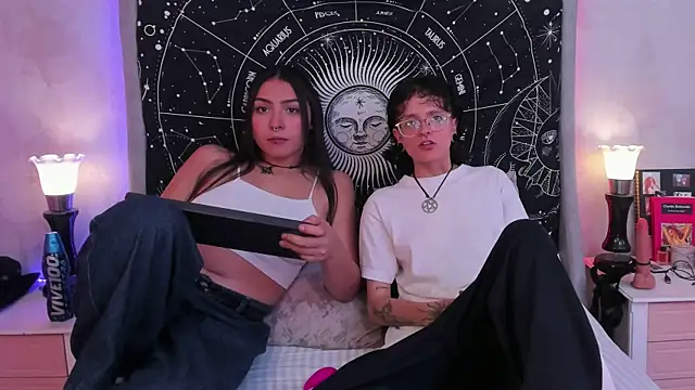 CaliferAndAurora online show from April 8, 4:01 am