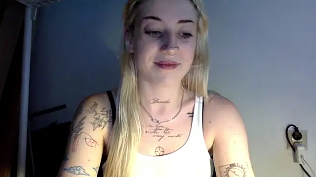 EmmyWet online show from June 23, 6:17 pm