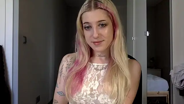 EmmyWet online show from July 11, 3:26 pm