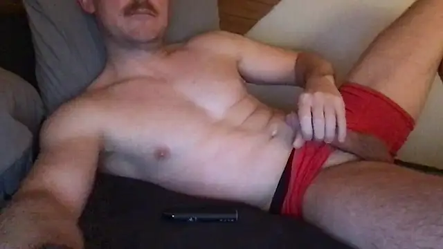 Snapshot of thierrinho8148 chatting on February 26, 7:35 pm thierrinho8148 online show from February 26, 7:35 pm