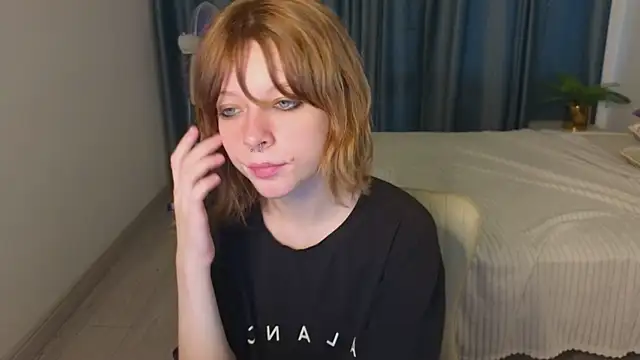 MollySally online show from July 3, 4:08 am