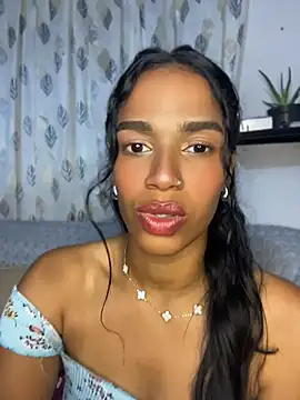 FlorSalvaje  online show from July 13, 12:13 am