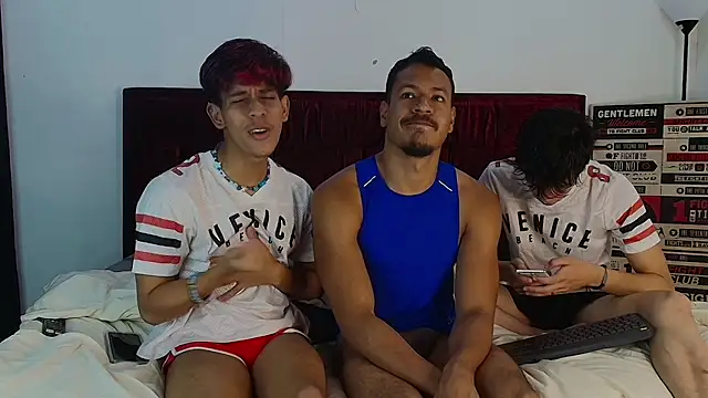 Bryan Santos z online show from March 31, 10:54 pm