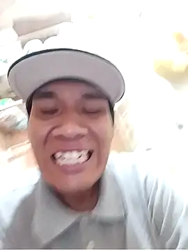Snapshot of CardoMartinez01 chatting on June 18, 12:42 pm CardoMartinez01 online show from June 18, 12:42 pm