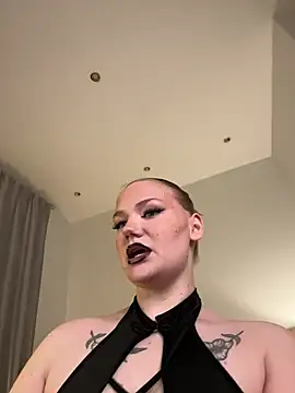 seesamnoir online show from March 24, 6:51 am