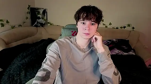 AnthonyCuutie online show from March 21, 3:48 pm