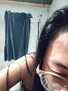 angelpinay44 online show from April 9, 4:45 pm