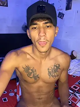 Snapshot of billi_adamzz chatting on March 1, 9:22 am billi adamzz online show from March 1, 9:22 am