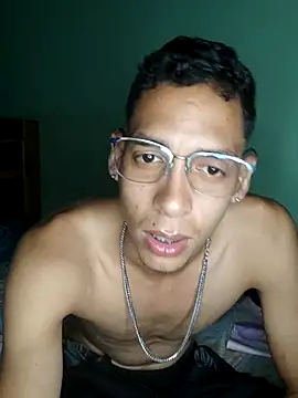 Snapshot of makarthus chatting on March 2, 5:08 am makarthus online show from March 2, 5:08 am