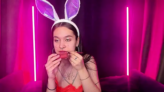 AishaTempt online show from April 5, 2:09 am