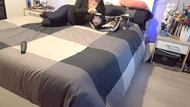 Snapshot of mariaplaya chatting on March 27, 6:52 am mariaplaya online show from March 27, 6:52 am