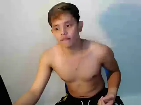 Snapshot of Baby_Maxxx chatting on May 3, 6:03 pm Baby Maxxx online show from May 3, 6:03 pm