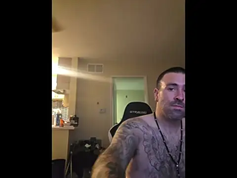 Biggbaddwulf7 online show from July 26, 3:36 am